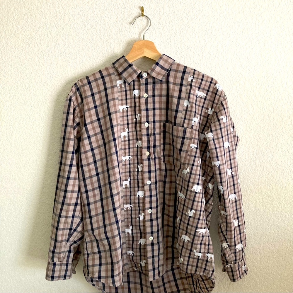 Graniph Forest Animals Pattern Button Down Shirt (S Size - Brown, Black & White)